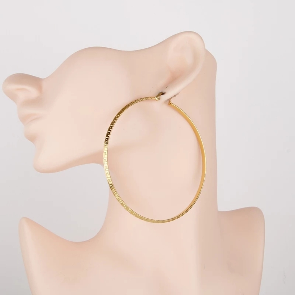 Goldtone Hoops - Picture 4 of 6